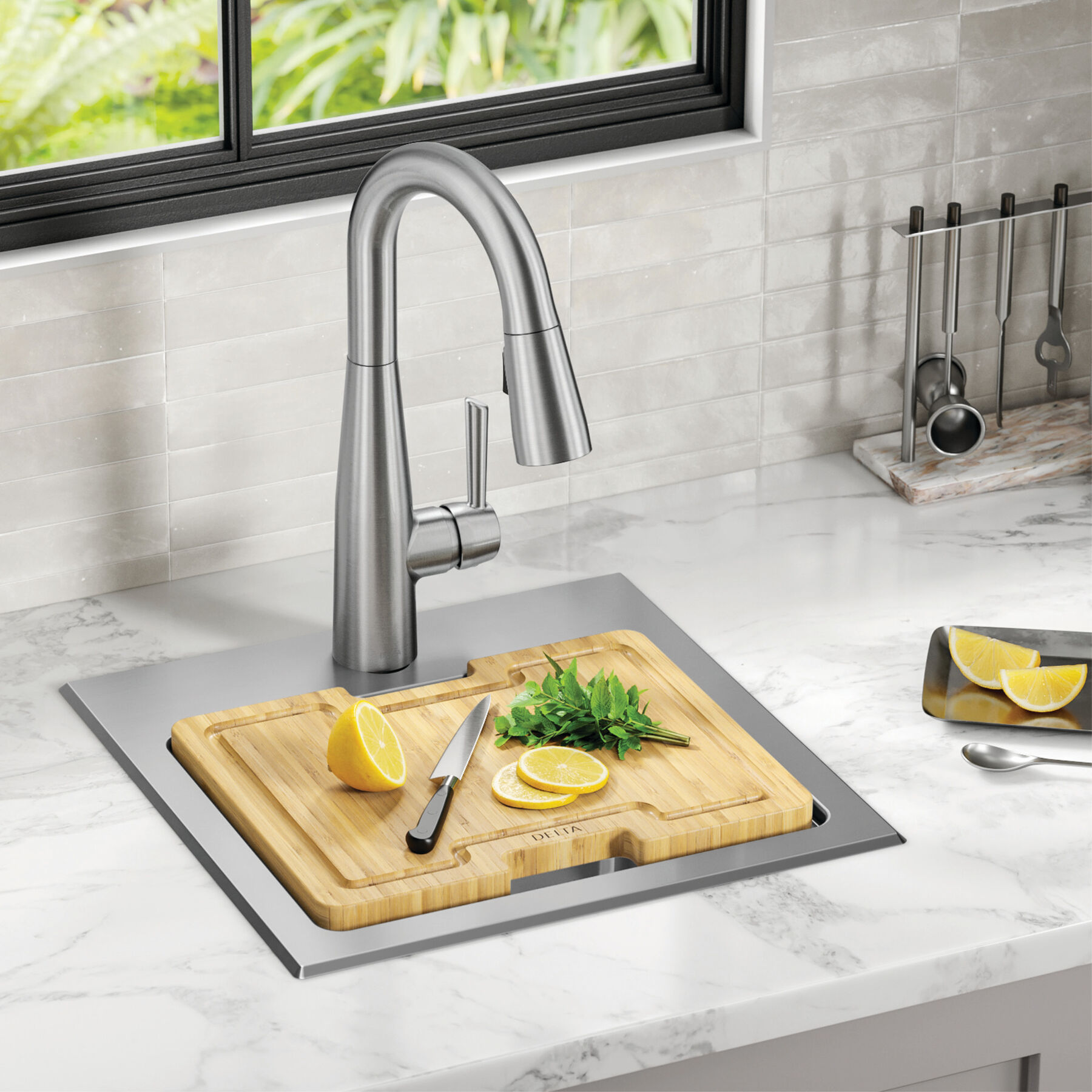 15&rdquo; Stainless Steel Workstation Kitchen Bar Sink Drop-In Undermount Single Bowl with WorkFlow&trade; Ledge and Accessories